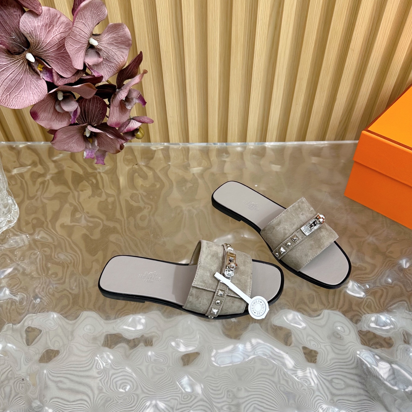 Hermès Giulia Sandal Beige Suede Women’s